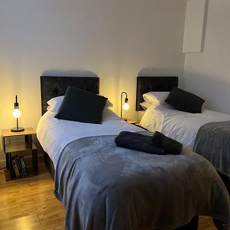 Cozy 1 Bedroom Basement Flat Londyn Zewnętrze zdjęcie
