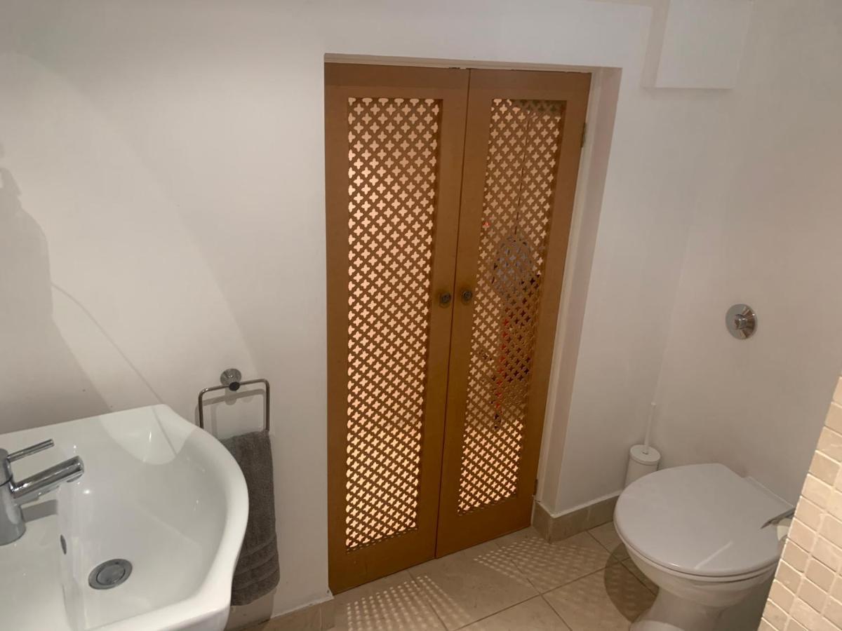 Cozy 1 Bedroom Basement Flat Londyn Zewnętrze zdjęcie